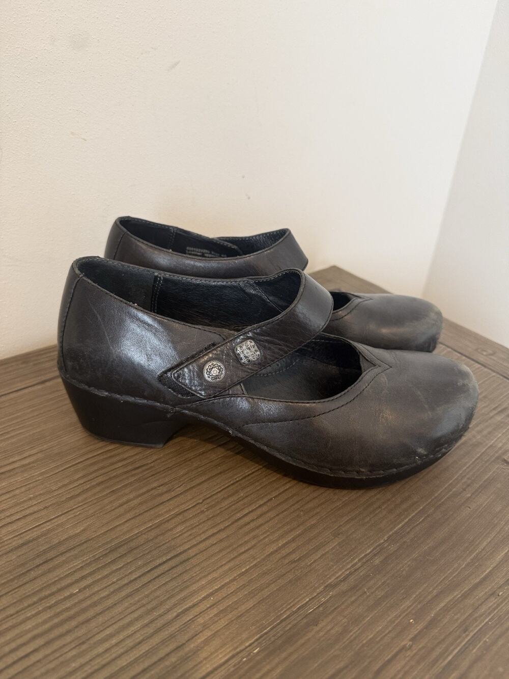 Dansko Tandy Mary Jane Shoe Women's Size 40 US 9.5 10 Black Clog Pump Heel